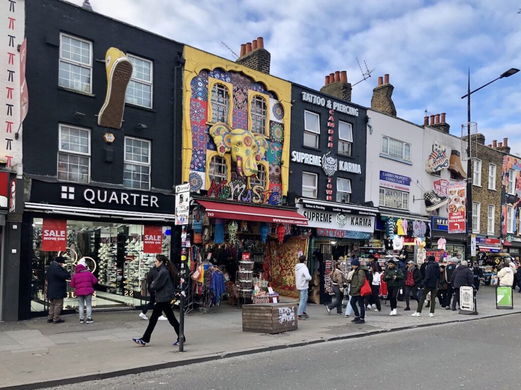 London-Camden-Town-Street-art-Atelier-Cinnamon